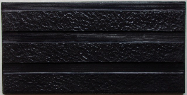 Centro Sanur Black 20x40